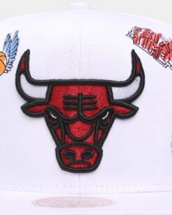 Mitchell & Ness Chicago Bulls 'Hand Drawn' Original Fit Snapback White -Mitchell & Ness Shop 195563796481 default 0050