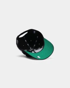 New Era Boston Celtics Coach Script Old Golfer Snapback Black -Mitchell & Ness Shop 195599180124 default 0070