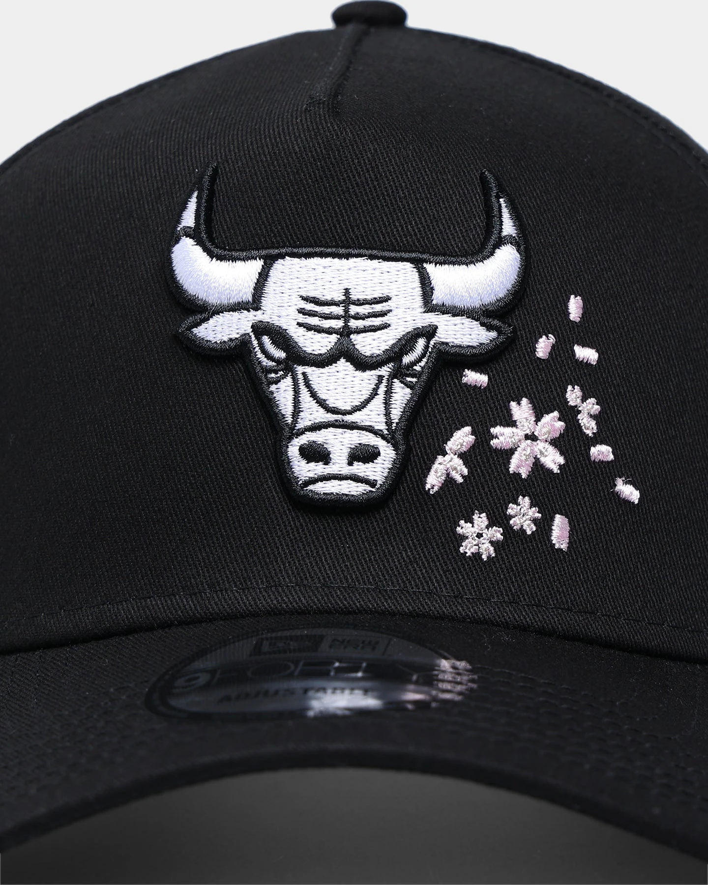 New Era Chicago Bulls Black Blossom 9FORTY A-Frame Snapback Black/Blossom New Era Chicago Bulls Black Blossom 9FORTY A-Frame Snapback Black/Blossom -Mitchell & Ness Shop 195853066942 default 0060