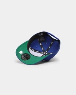 New Era New York Knicks 'Oversized Team Logo' Old Golfer Snapback Blue/Orange -Mitchell & Ness Shop 195853390276 default 0060