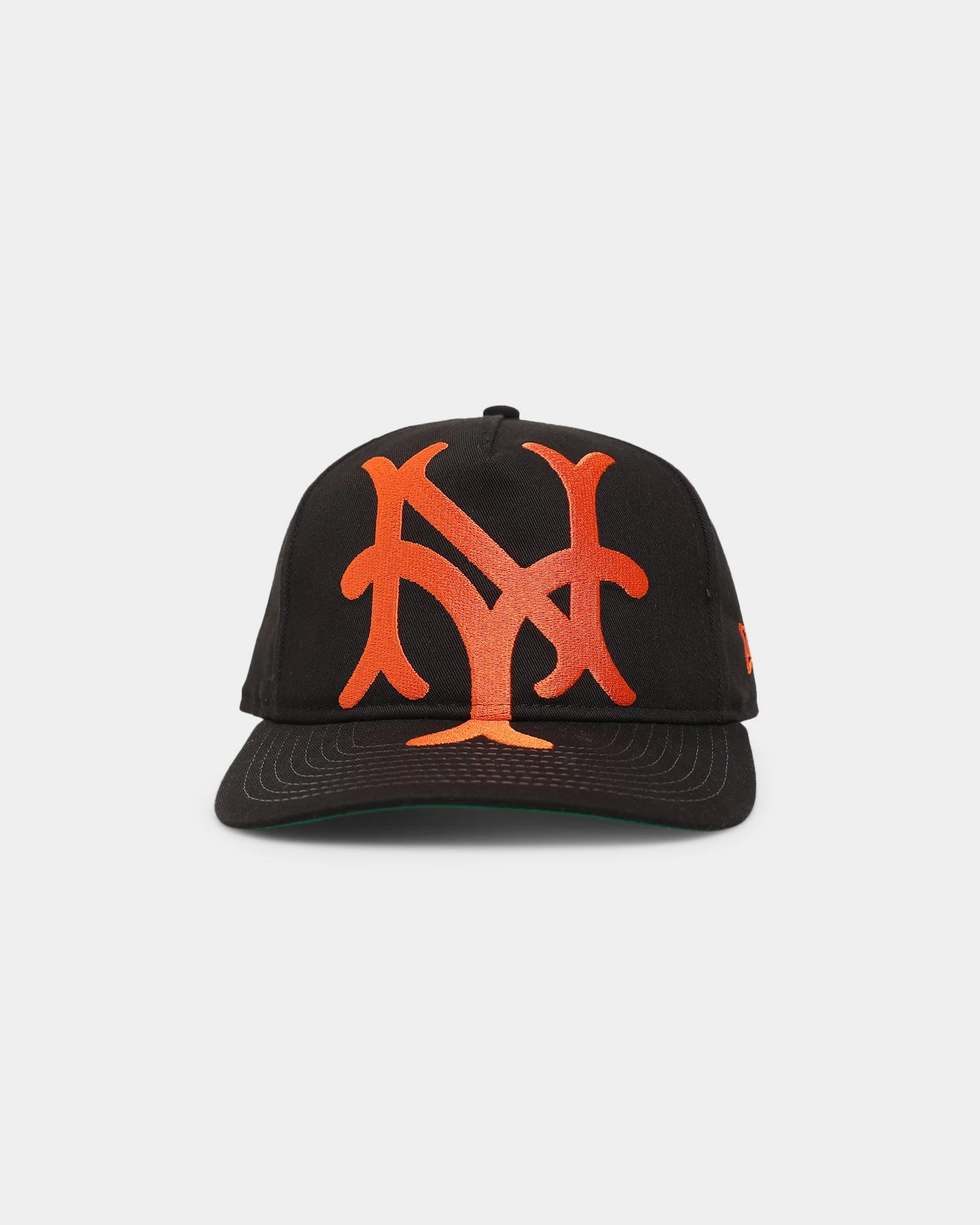 New Era New York Giants 'Oversized Team Logo' Old Golfer Snapback Black/Orange New Era New York Giants 'Oversized Team Logo' Old Golfer Snapback Black/Orange -Mitchell & Ness Shop 195853390290 default 0010