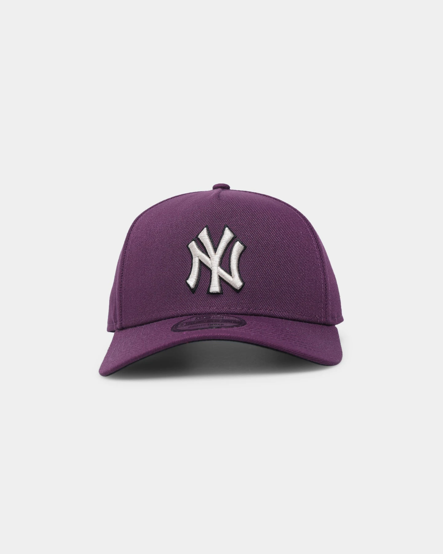 New Era New York Yankees 9FORTY A-Frame Snapback Plum New Era New York Yankees 9FORTY A-Frame Snapback Plum -Mitchell & Ness Shop 196080455929 default 0010