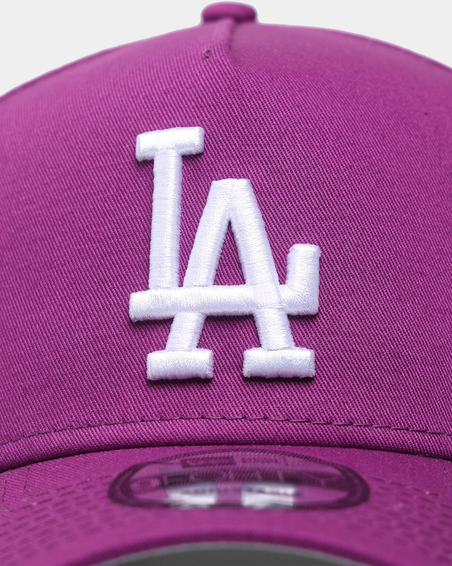 New Era Los Angeles Dodgers 'Orchid' 9FORTY A-Frame Snapback Orchid/White New Era Los Angeles Dodgers 'Orchid' 9FORTY A-Frame Snapback Orchid/White -Mitchell & Ness Shop 196174910099 default 0050