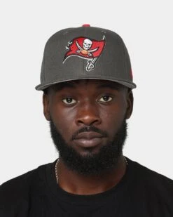 New Era Tampa Bay Buccaneers Script 59FIFTY Fitted OTC -Mitchell & Ness Shop 196175768019 mens 0100