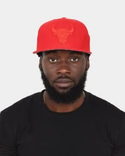 New Era Chicago Bulls 'Dash Mesh' 59FIFTY Fitted Original Team Colours 9 New Era Chicago Bulls 'Dash Mesh' 59FIFTY Fitted Original Team Colours -Mitchell & Ness Shop 196175770654 mens 0100