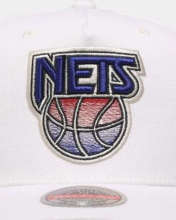 Mitchell & Ness Brooklyn Nets 'Hardwood Classics Patch' Classic Red Snapback Cream -Mitchell & Ness Shop 196294228937 default 0050