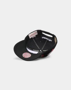Mitchell & Ness Chicago Bulls 'Anniversary Patch' Deadstock Snapback Black -Mitchell & Ness Shop 196294436769 default 0060