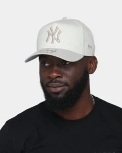 New Era New York Yankees 9FORTY A-Frame Snapback Chrome White -Mitchell & Ness Shop 196313044296 mens 0100