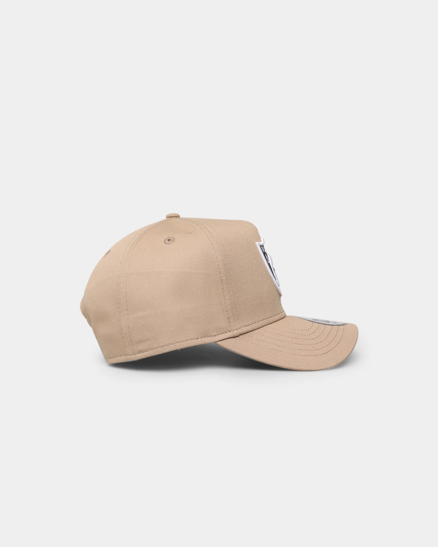 New Era Las Vegas Raiders 'Camel Black White' 9FORTY K-Frame Snapback Camel/Black New Era Las Vegas Raiders 'Camel Black White' 9FORTY K-Frame Snapback Camel/Black -Mitchell & Ness Shop 196313861022 default 0030