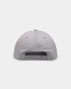 New Era New York Yankees 'Koala Grey' Old Golfer Snapback Grey/White 4 New Era New York Yankees 'Koala Grey' Old Golfer Snapback Grey/White -Mitchell & Ness Shop 196500151998 default 0020
