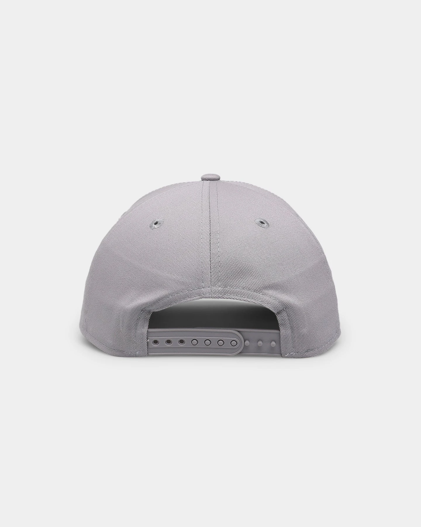 New Era New York Yankees 'Koala Grey' Old Golfer Snapback Grey/White New Era New York Yankees 'Koala Grey' Old Golfer Snapback Grey/White -Mitchell & Ness Shop 196500151998 default 0020