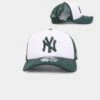 New Era New York Yankees 'Dark Green' 9FORTY A- Frame Snapback Dark Green 2 New Era New York Yankees 'Dark Green' 9FORTY A- Frame Snapback Dark Green -Mitchell & Ness Shop 196502733253 default 0010