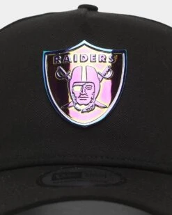 New Era Las Vegas Raiders 'Metal Badge' 9FORTY K-Frame Snapback Black/Iridescent -Mitchell & Ness Shop 196819011259 default 0050