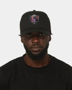 New Era Las Vegas Raiders 'Metal Badge' 9FORTY K-Frame Snapback Black/Iridescent -Mitchell & Ness Shop 196819011259 mens 0100