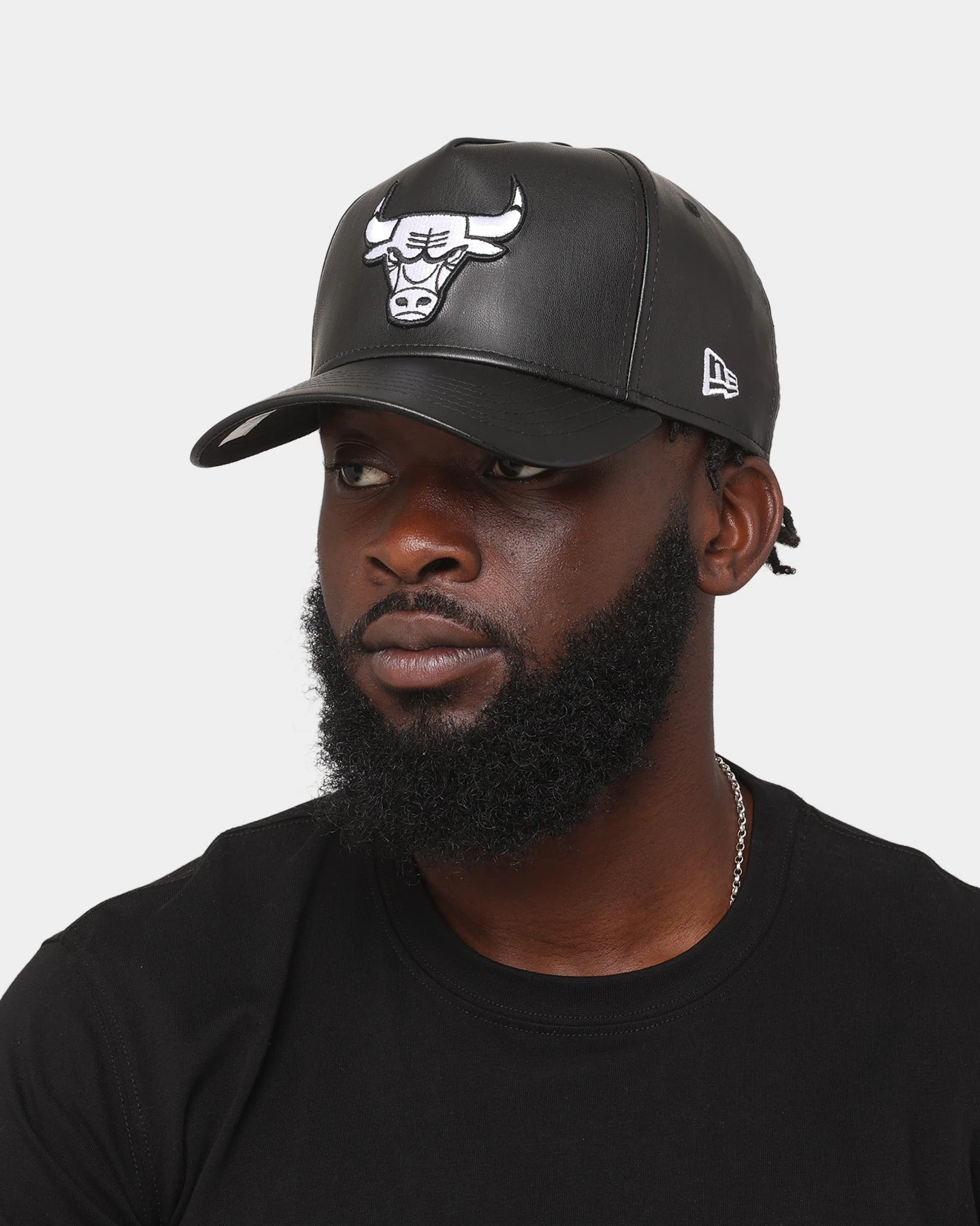 New Era Chicago Bulls 'PU Leather' 9FORTY K-Frame Strapback Black/White New Era Chicago Bulls 'PU Leather' 9FORTY K-Frame Strapback Black/White -Mitchell & Ness Shop 196819075091 mens 0011