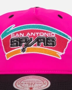 Mitchell & Ness San Antonio Spurs Nylon Deadstock 2-Tone Snapback Neon Pink/Black -Mitchell & Ness Shop 197507375073 default 0050