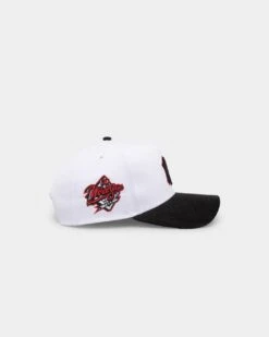 New Era New York Yankees 'Fire Red' 9FORTY A-Frame Snapback White/Black -Mitchell & Ness Shop 197707153884 default 0030