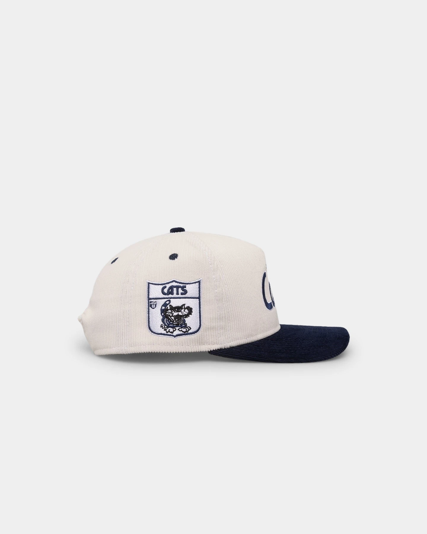 New Era Geelong Cats "AFL Cord Script" Golfer Snapback Chrome/OTC New Era Geelong Cats "AFL Cord Script" Golfer Snapback Chrome/OTC -Mitchell & Ness Shop 197707377884 default 0030