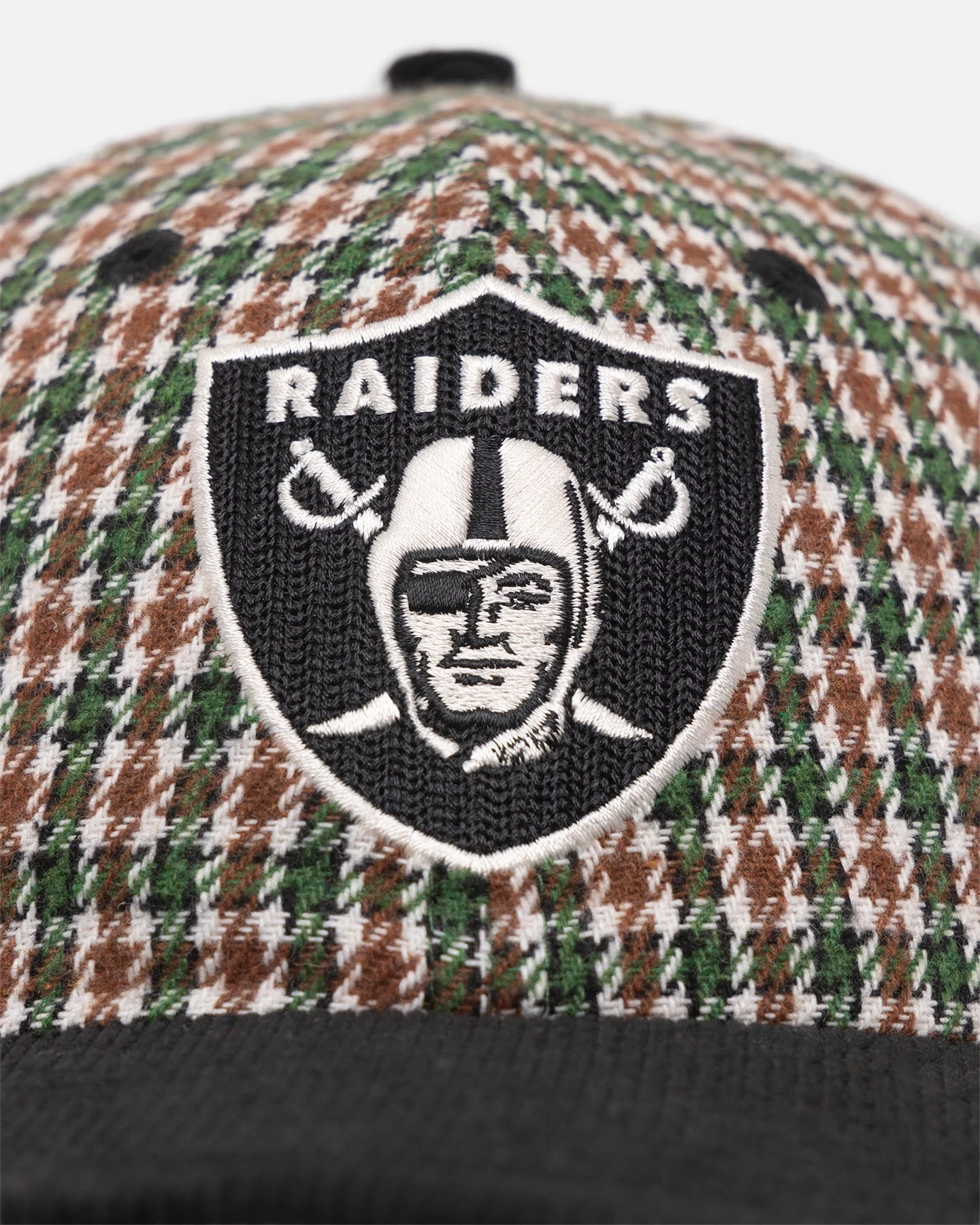 New Era Las Vegas Raiders 9FIFTY Retro Crown Strapback Black Cord New Era Las Vegas Raiders 9FIFTY Retro Crown Strapback Black Cord -Mitchell & Ness Shop 197707788604 default 0050