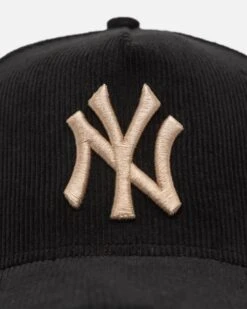 New Era New York Yankees 'Black Cord Plaid UV' 9FORTY A-Frame Snapback Black/Plaid -Mitchell & Ness Shop 197707946271 default 0050