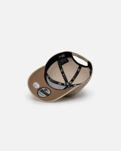 New Era San Francisco Giants 'Micro Cord Cream' 9FORTY A-Frame Snapback Cream/White -Mitchell & Ness Shop 197882206566 default 0060