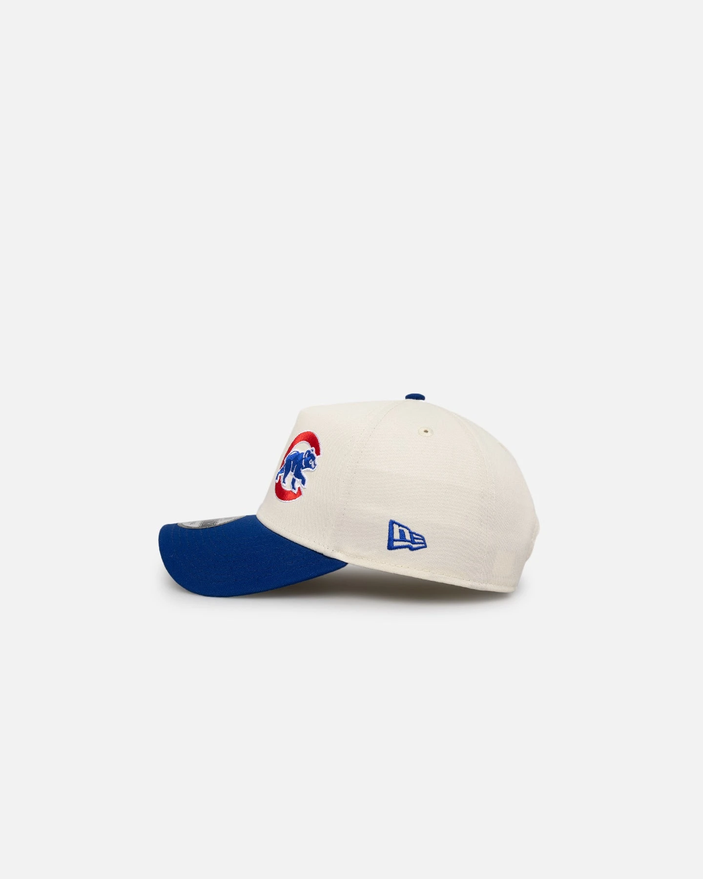 New Era Chicago Cubs 'Tall Text' 9FORTY A-Frame Snapback Chrome White/OTC New Era Chicago Cubs 'Tall Text' 9FORTY A-Frame Snapback Chrome White/OTC -Mitchell & Ness Shop 197882781810 default 0040