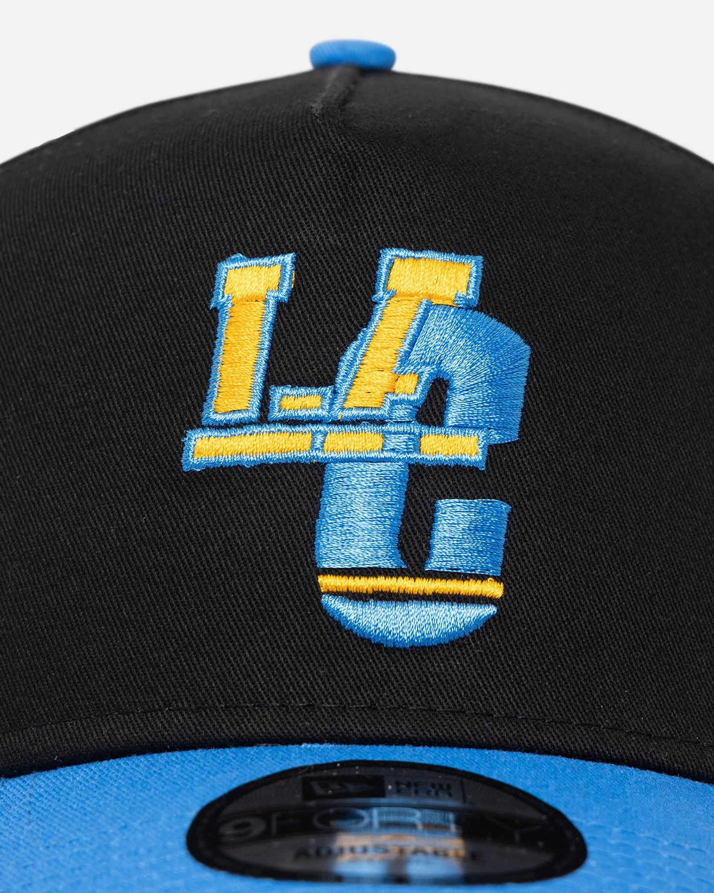 New Era Los Angeles Chargers 'NFL City Originals' 9FORTY A-Frame Snapback Black/OTC New Era Los Angeles Chargers 'NFL City Originals' 9FORTY A-Frame Snapback Black/OTC -Mitchell & Ness Shop 198058221314 default 0050
