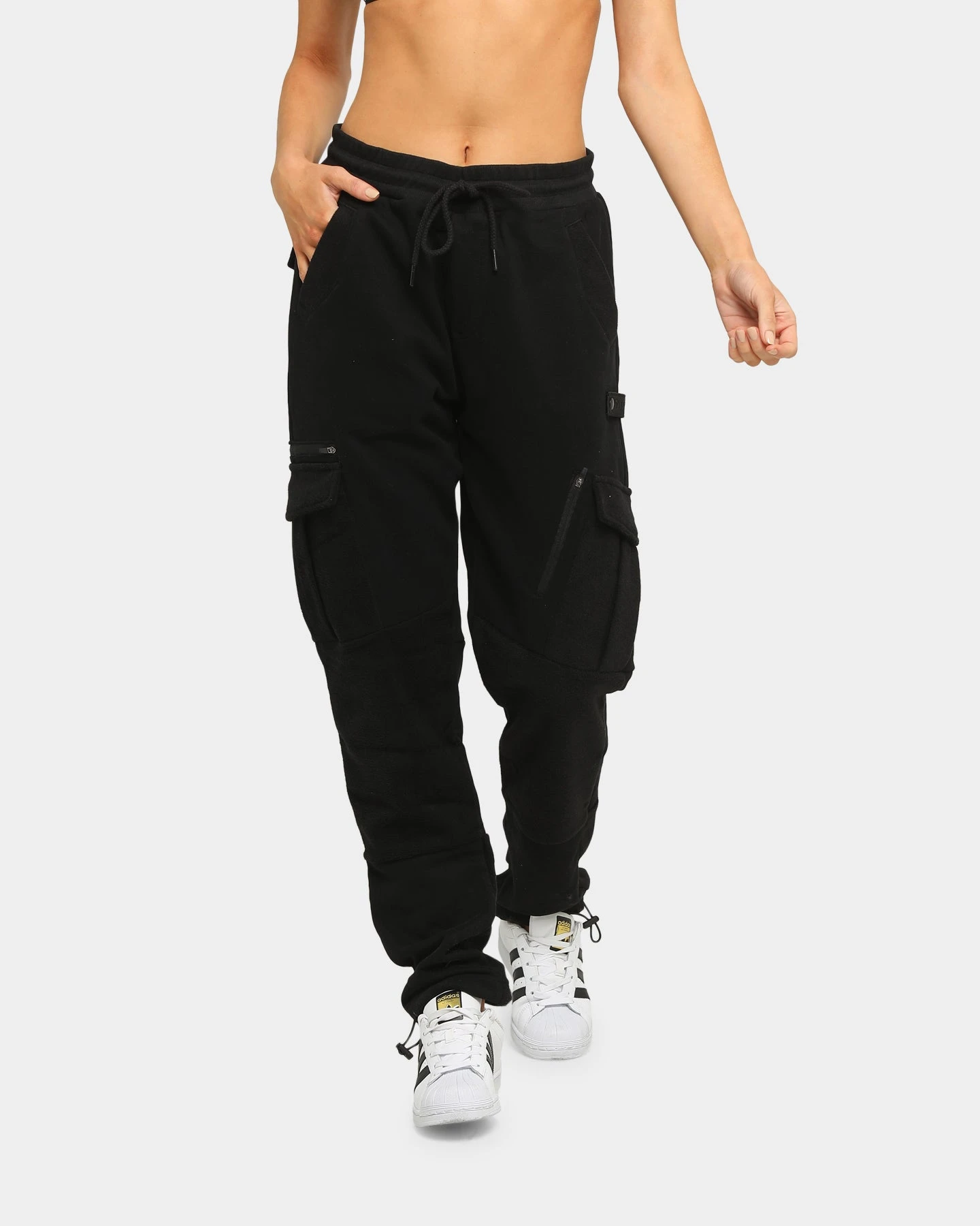 Carré Evolution Cargo Track Pant Black Carré Evolution Cargo Track Pant Black -Mitchell & Ness Shop 4454569222377 womens 00020