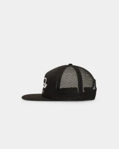 Carré Star Sign Trucker Snapback Black -Mitchell & Ness Shop 4454571571296 default 0040