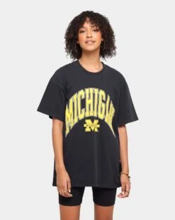 NATIONAL COLLEGIATE ATHLETIC ASSC Michigan Wolverines High Arch Logo Vintage T-Shirt Vintage Black